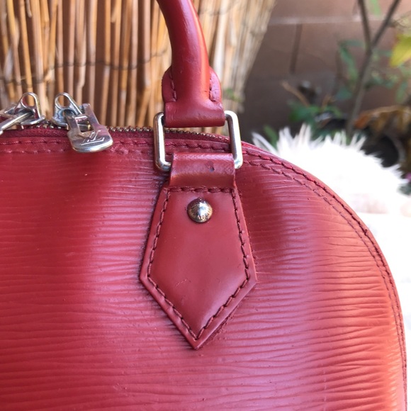 ❌SOLD ❌Authentic Louis Vuitton Alma BB 💥 - Picture 10 of 16